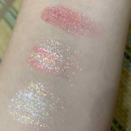 グリッタープリズム シャドウ/MISSHA/グリッターを使ったクチコミ(2枚目)