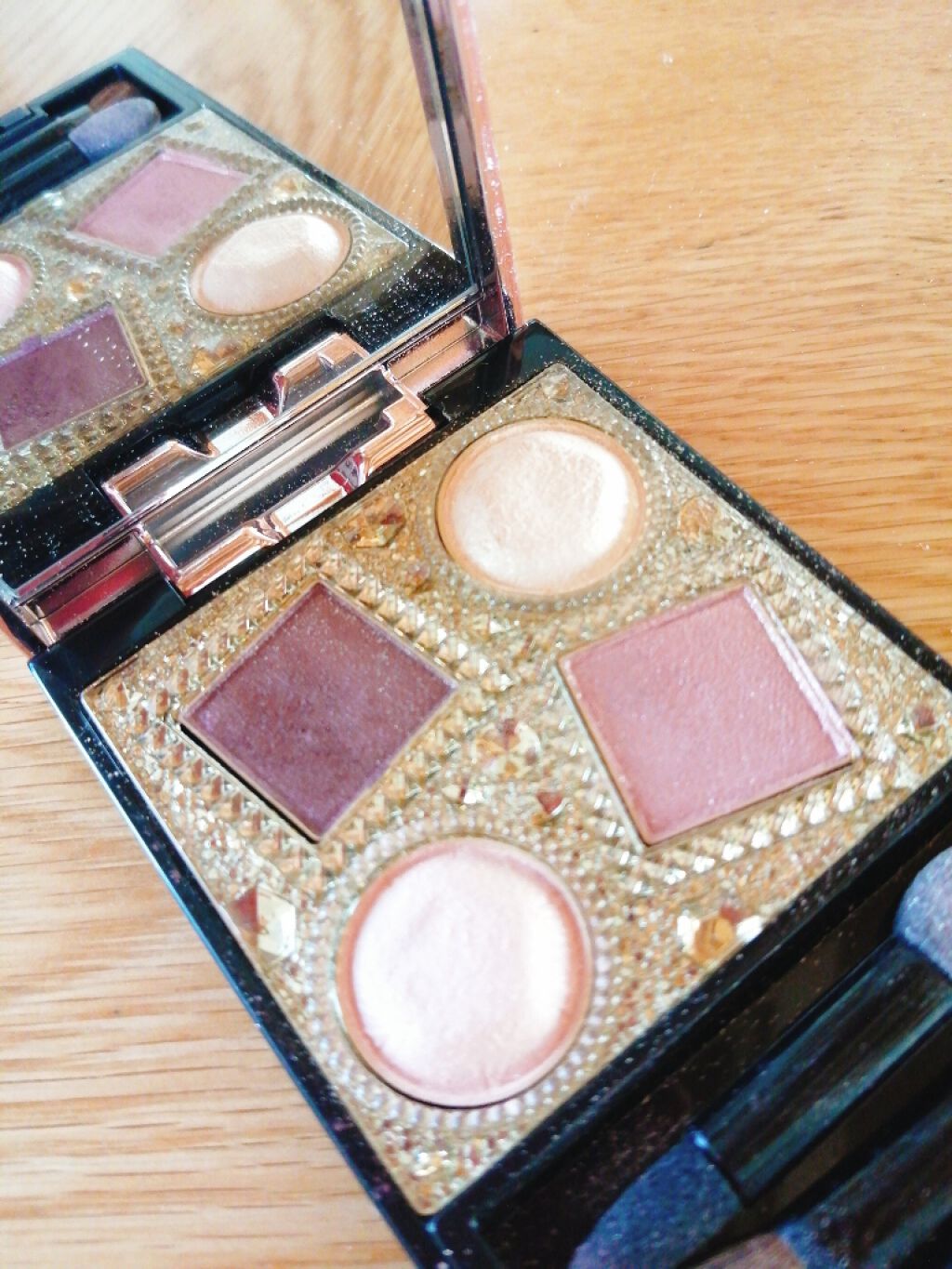 エレガンス ヌーヴェル アイズ/Elégance/アイシャドウパレットを使ったクチコミ(1枚目)