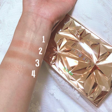 プリズム エアー アイ パレット/CLIO/アイシャドウパレットを使ったクチコミ(2枚目)