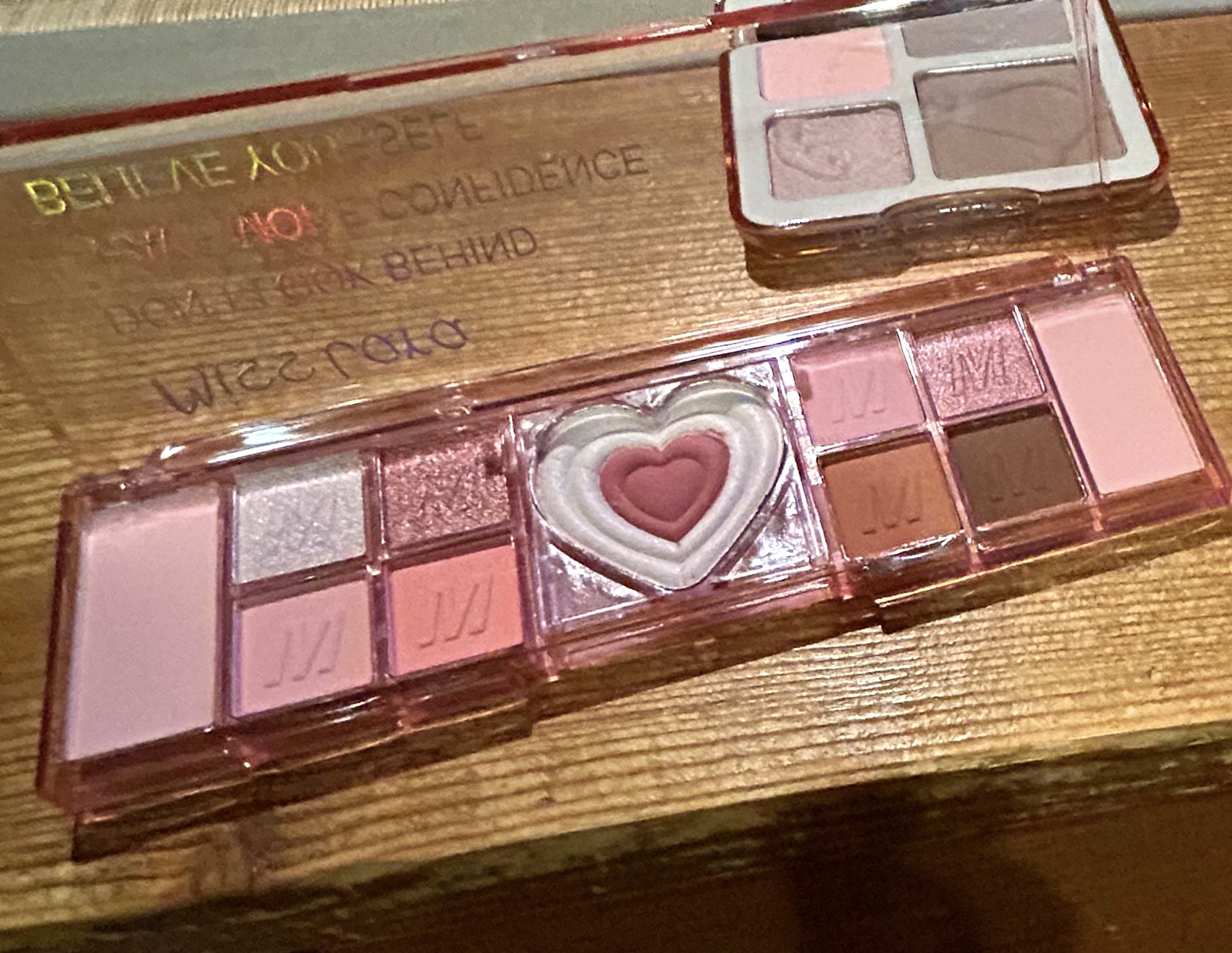 JUDYDOLL メリハリマスターパレット/JUDYDOLL/パウダーハイライトを使ったクチコミ（2枚目）