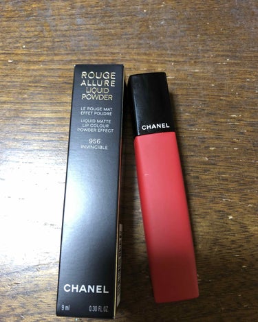 ルージュ アリュール リクィッド パウダー 956 アンヴァンシーヴル/CHANEL/口紅を使ったクチコミ（1枚目）