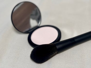 ソフトマット　アドバンスト　パーフェクティングパウダー 03122/NARS/プレストパウダーを使ったクチコミ（2枚目）