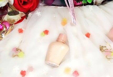 モイスチュアライジング ファンデーション プライマー S/PAUL & JOE BEAUTE/化粧下地を使ったクチコミ(4枚目)