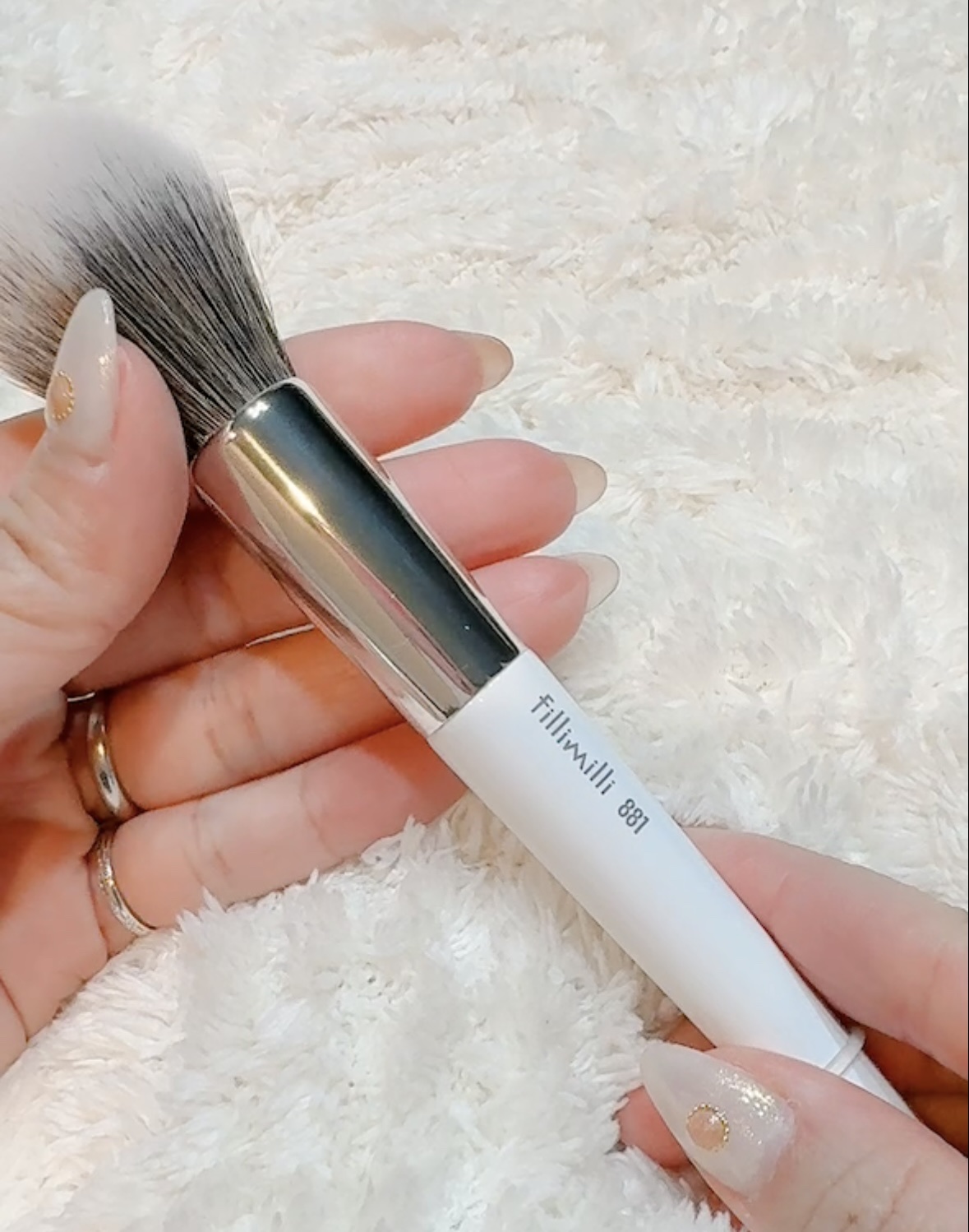 銃丸チークブラシ881/fillimilli/メイクブラシを使ったクチコミ（3枚目）