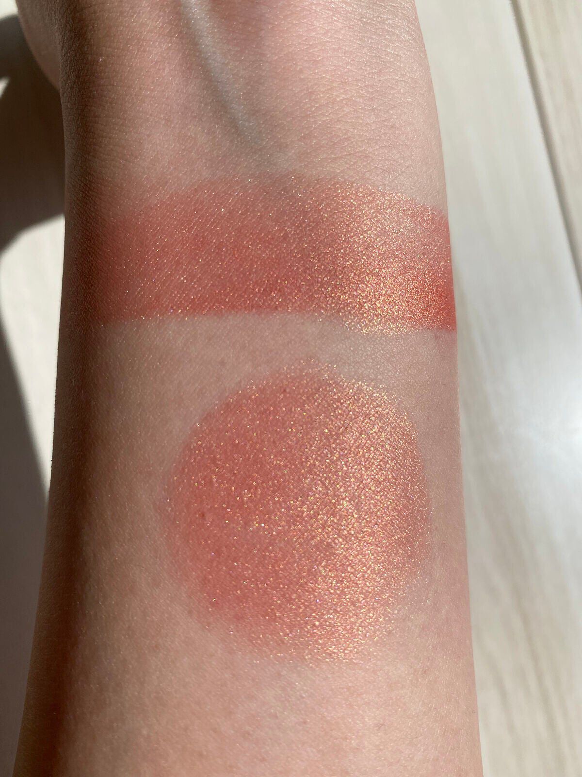 美容液ケアアイシャドウ 102 シルキーオレンジ