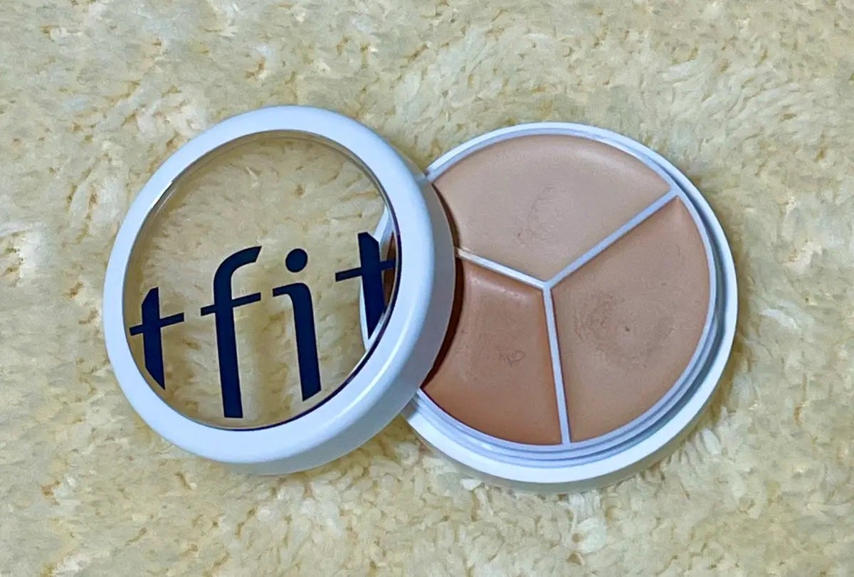 あめり on LIPS 「TFIT様より提供でCOVERUPPROCONCEALERをお..」(1枚目)