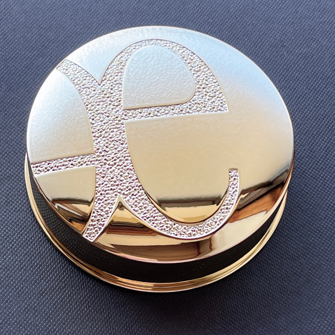 エレガンス ラ プードル オートニュアンス リクスィーズ/Elégance/プレストパウダーを使ったクチコミ(4枚目)