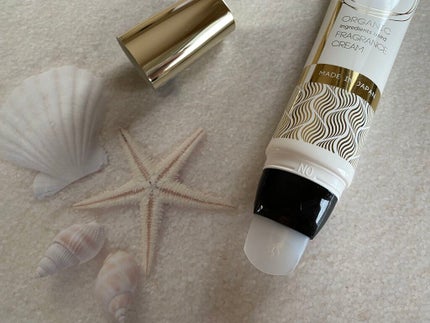 オーガニックフレグランスバストクリーム/MAPUTI/バスト・ヒップケアを使ったクチコミ(2枚目)