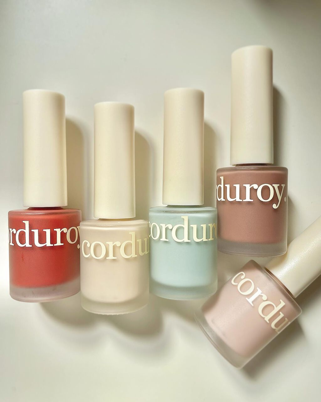 コーデュロイ モディマット ネイル/ARITAUM/マニキュアを使ったクチコミ（1枚目）