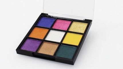 Misaki on LIPS 「今回は百均のアイシャドウパレット03のピンクの色をメインとした..」(4枚目)