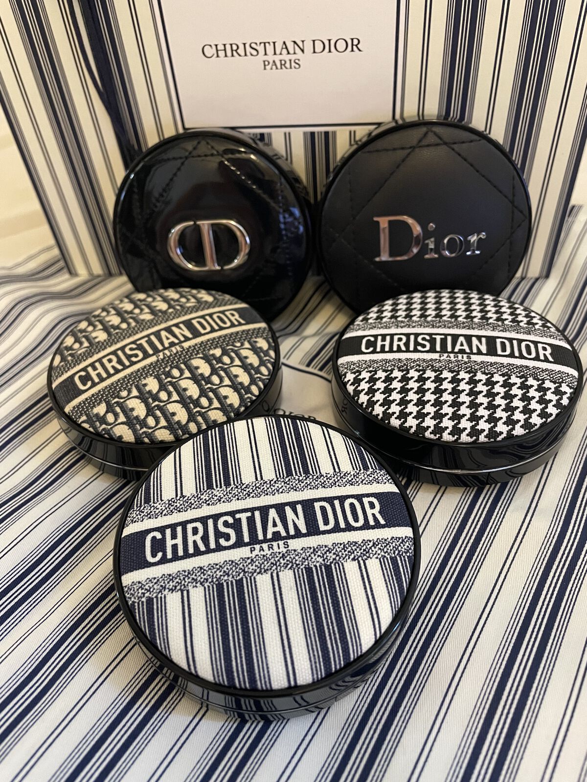 ディオールスキン フォーエヴァー グロウ クッション 1N ニュートラル（生産終了）/Dior/クッションファンデーションを使ったクチコミ（2枚目）