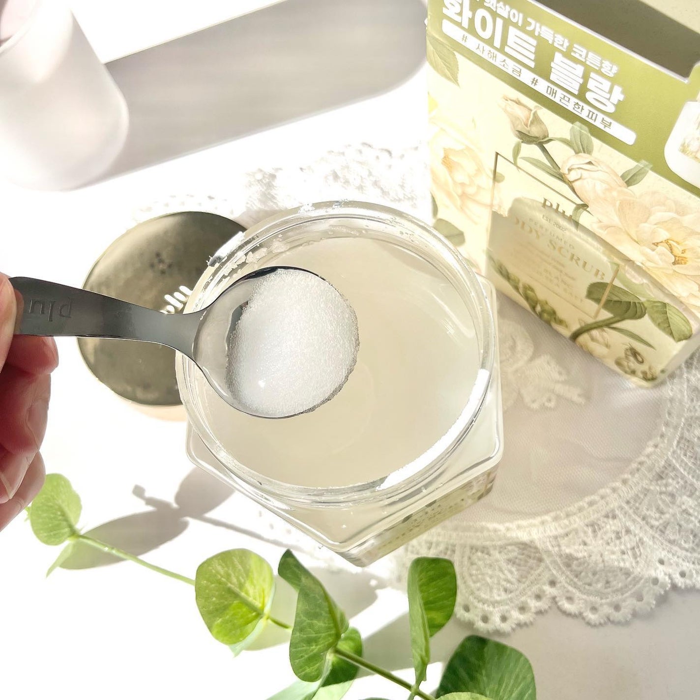 Riri𩵠on LIPS ãè¶ãããªã©ã°ãžã¥ã¢ãªãŒã±ã¢ð«§â¡@plu_japanæ§â¡â¡PLU..ãïŒ4æç®ïŒ