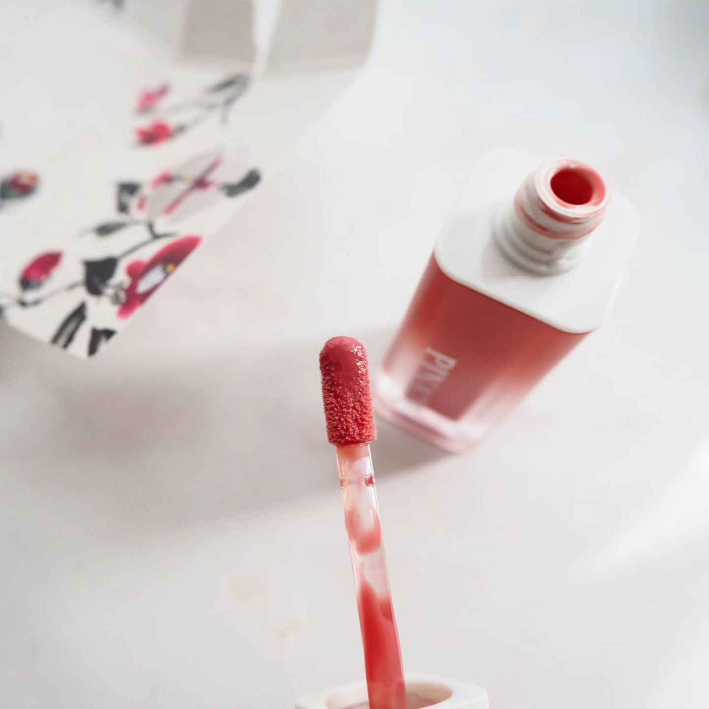 ナチュラルリップオイルセラム/PINATE/リップグロスを使ったクチコミ（3枚目）