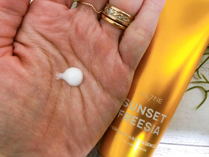 パフュームヘアエッセンス/JUL7ME/ヘアトリートメントを使ったクチコミ(3枚目)