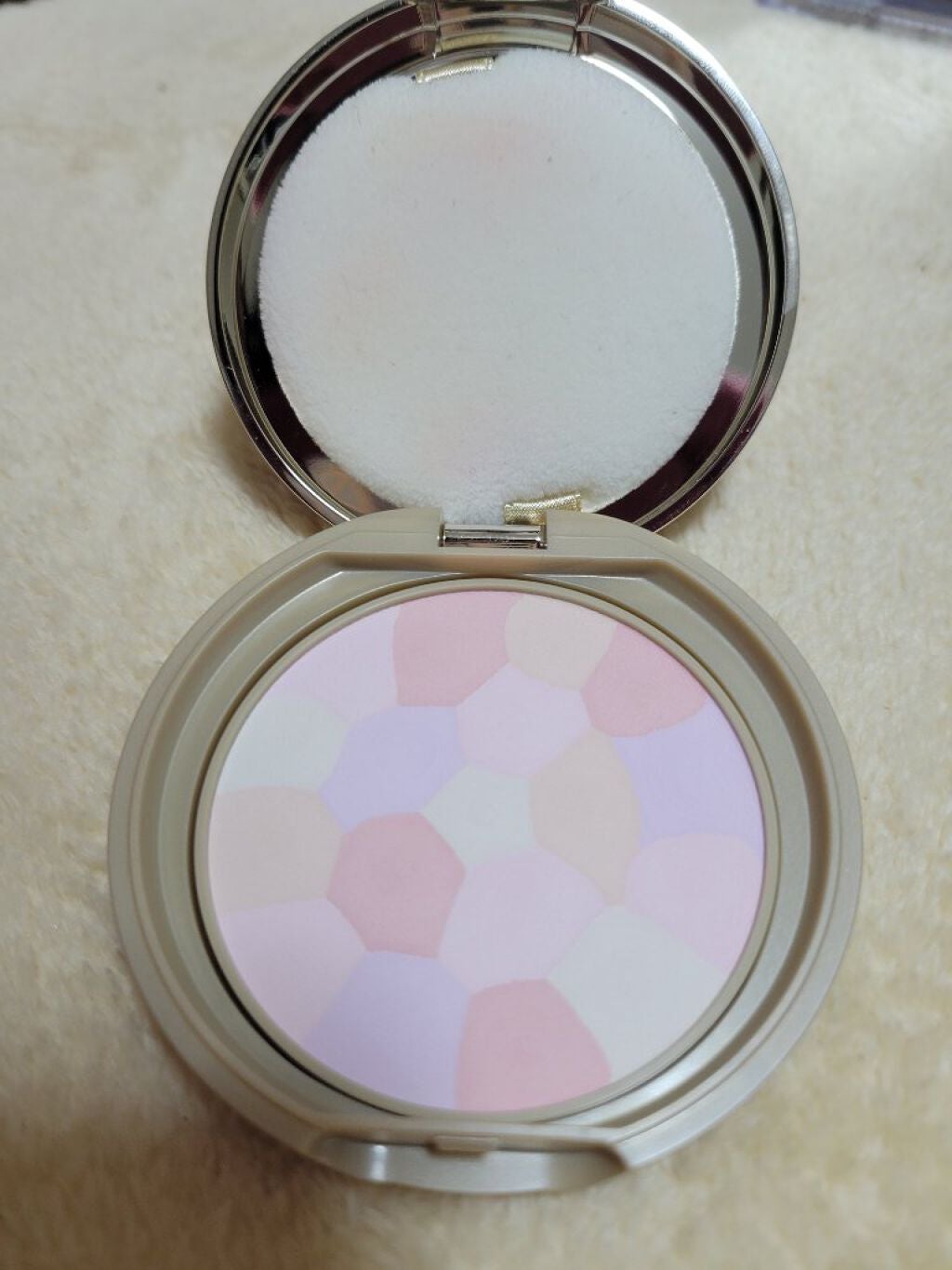 マシュマロフィニッシュパウダー ~Abloom~/キャンメイク/プレストパウダーを使ったクチコミ(1枚目)