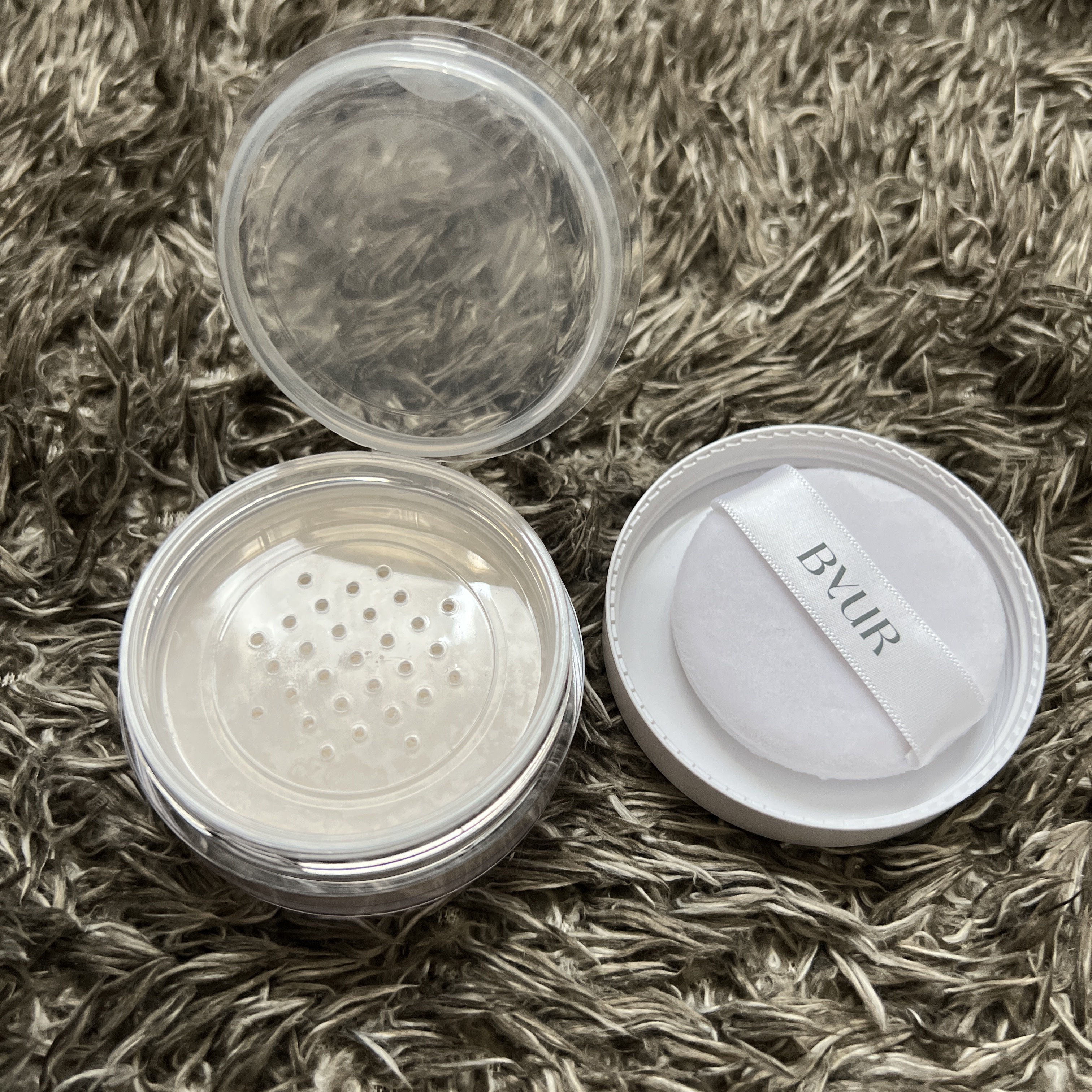 セラムフィット ルースフェイスパウダー/ByUR/ルースパウダーを使ったクチコミ（2枚目）