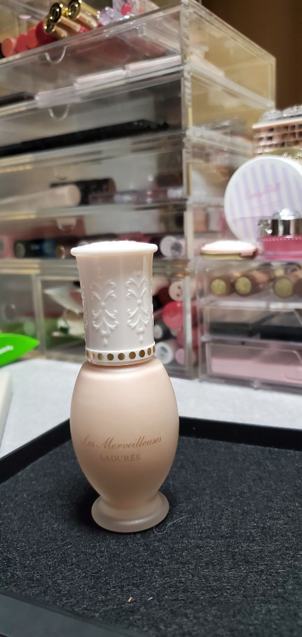 リクイド ファンデーション/レ・メルヴェイユーズ ラデュレ/リキッドファンデーションを使ったクチコミ(3枚目)