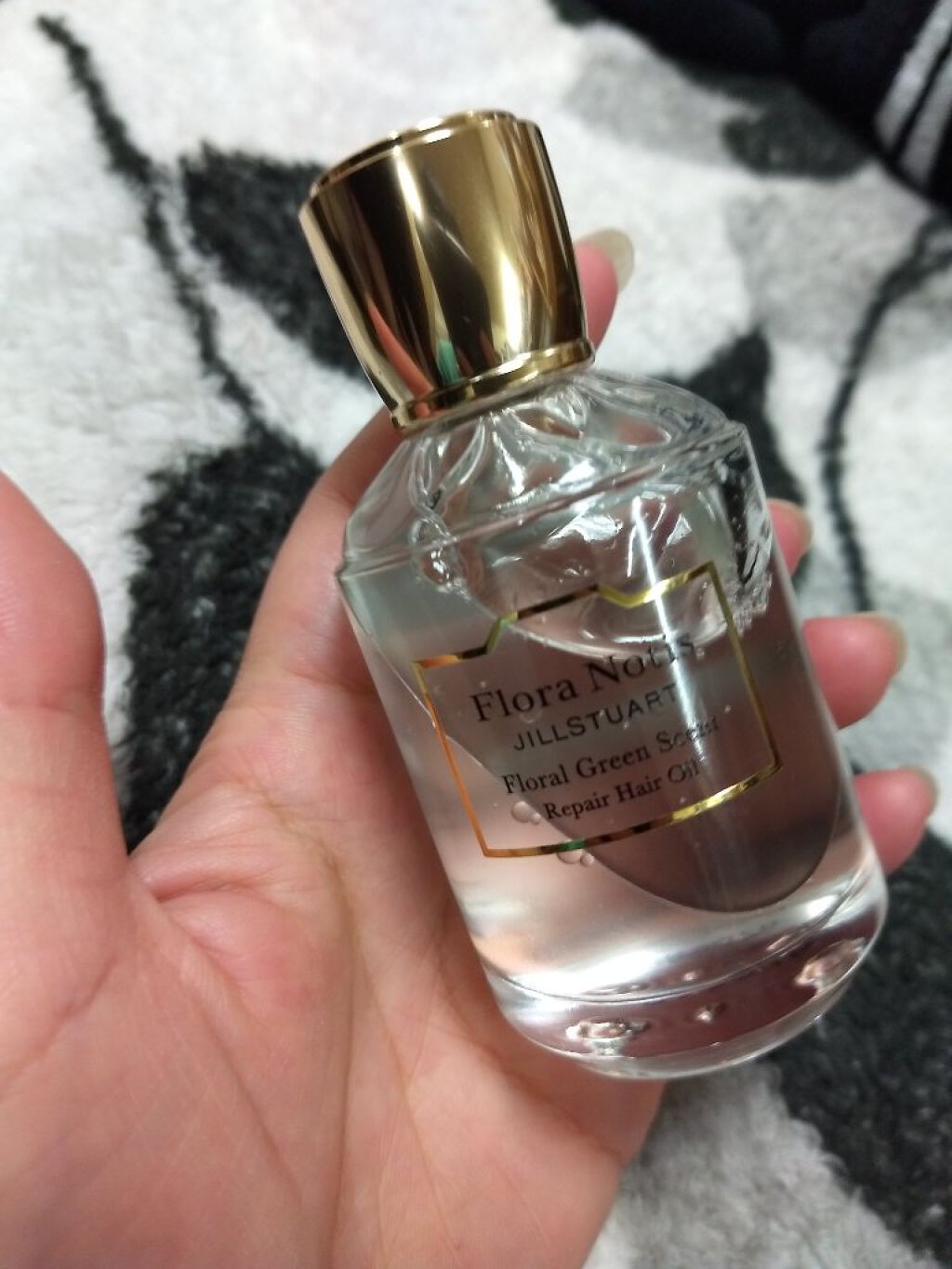 Flora Notis JILL STUART フローラルグリーン　リペアヘアオイルのクチコミ「さらっと髪を仕上げる！フレグランスなヘアオイル🤗✨

★フローラノーティス ジルスチュアート　.....」（1枚目）