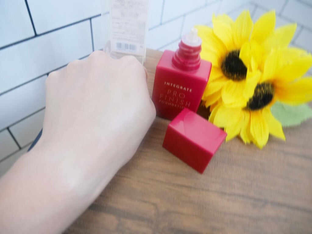 プロフィニッシュリキッド/インテグレート/リキッドファンデーションを使ったクチコミ(3枚目)