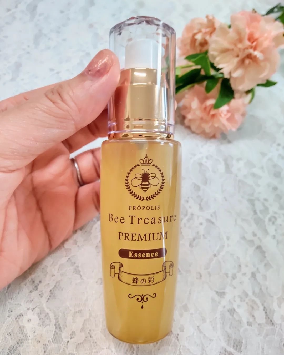 PREMIUM 蜂の彩エッセンス/Bee Treasure/美容液を使ったクチコミ（2枚目）