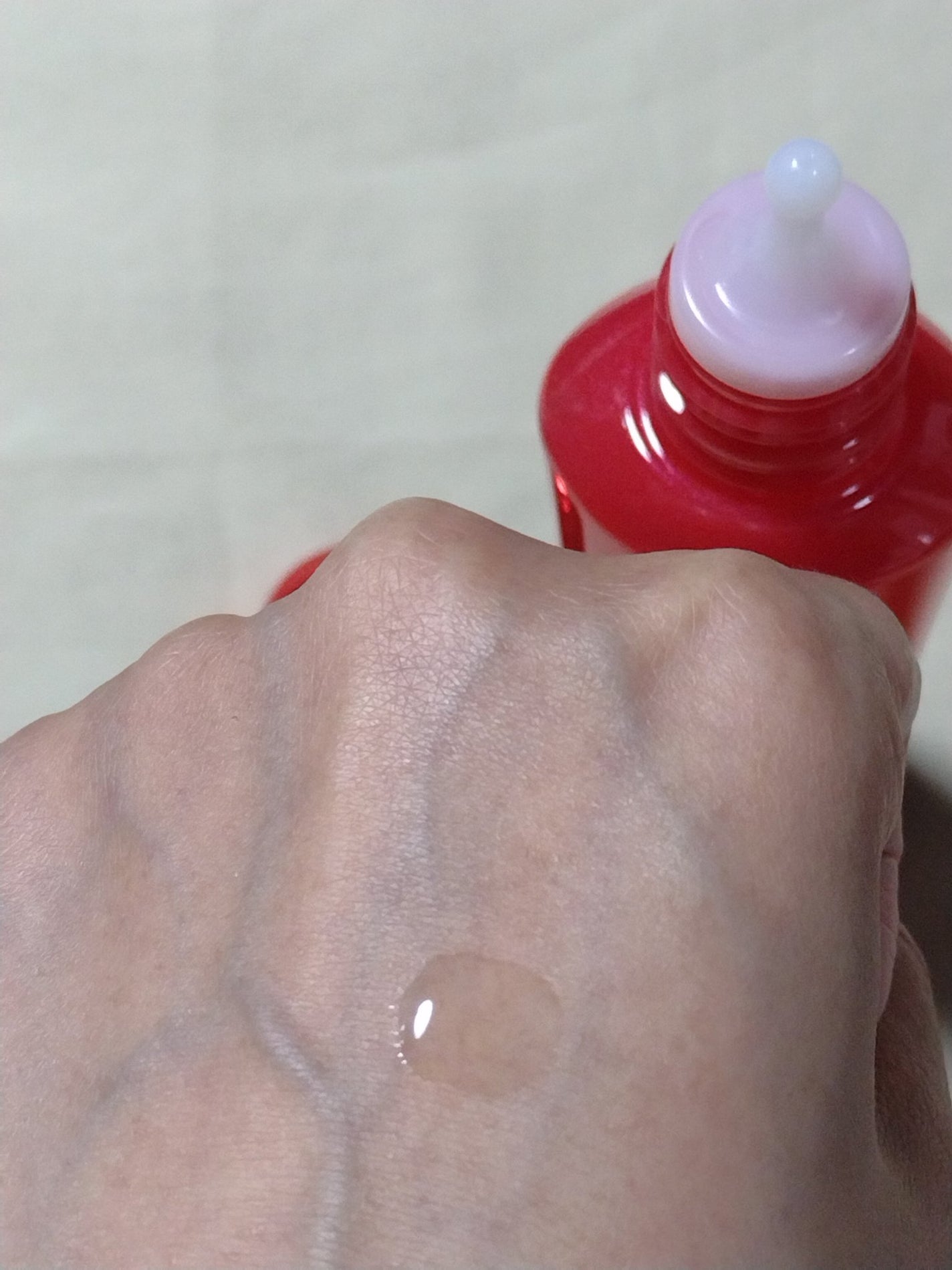 薬用 RJ地肌ケア エッセンス /アピセラピーコスメティクス/頭皮ローションを使ったクチコミ(3枚目)