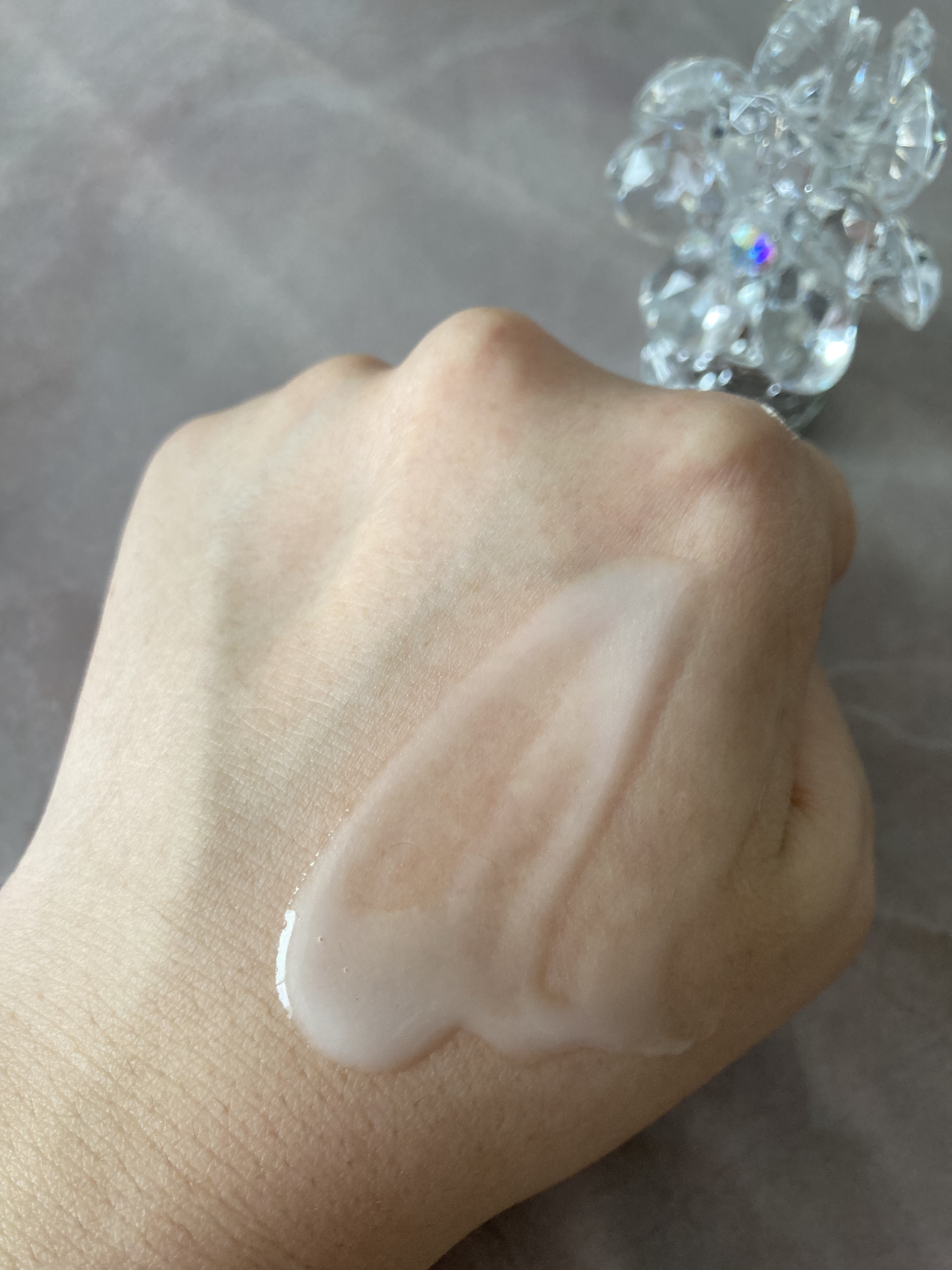 クリスタルブルーム パフュームド ボディローション/JILL STUART/ボディローションを使ったクチコミ（3枚目）