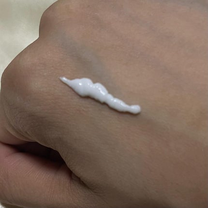 CVITAS ホワイトニング スポットクリームのクチコミ「気になる部分を集中ケア!薬用美白*クリーム‼️
【ホワイトニング スポットクリーム】
 医薬部.....」(2枚目)