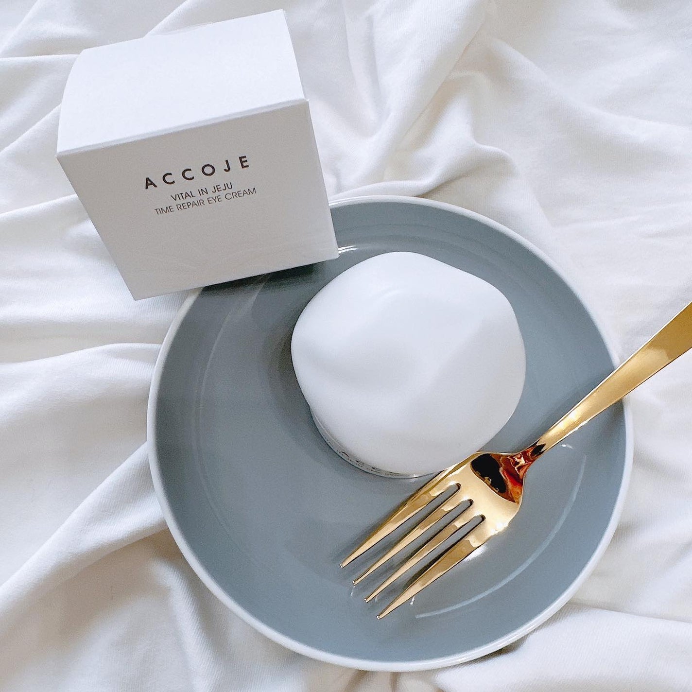 バイタル イン ジェジュ タイム リペア アイクリーム/ACCOJE/アイケア・アイクリームを使ったクチコミ(2枚目)