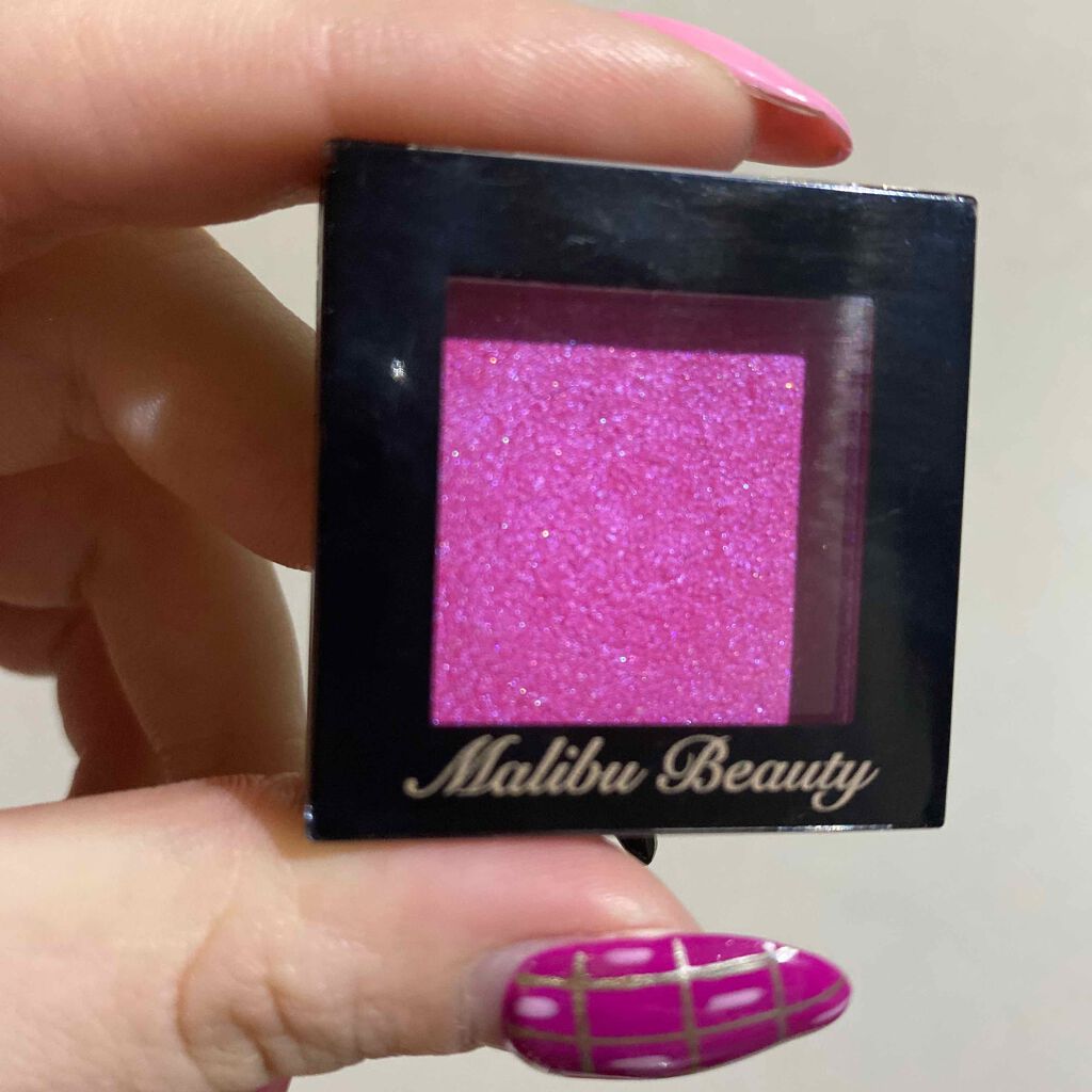 シングルアイシャドウ/マリブビューティー/単色アイシャドウを使ったクチコミ(1枚目)