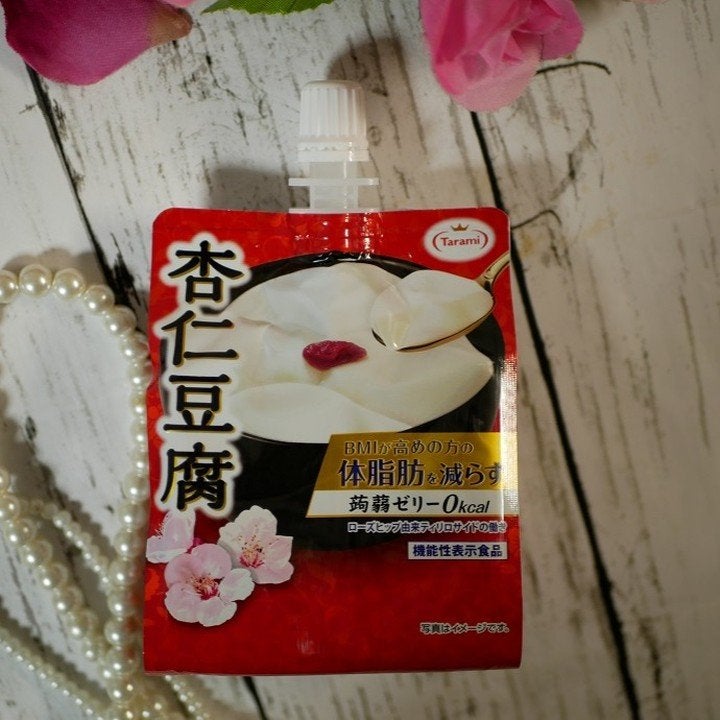 Tarami 体脂肪を減らす 蒟蒻ゼリー 0kcal杏仁豆腐/たらみ/ゼリー飲料を使ったクチコミ(1枚目)