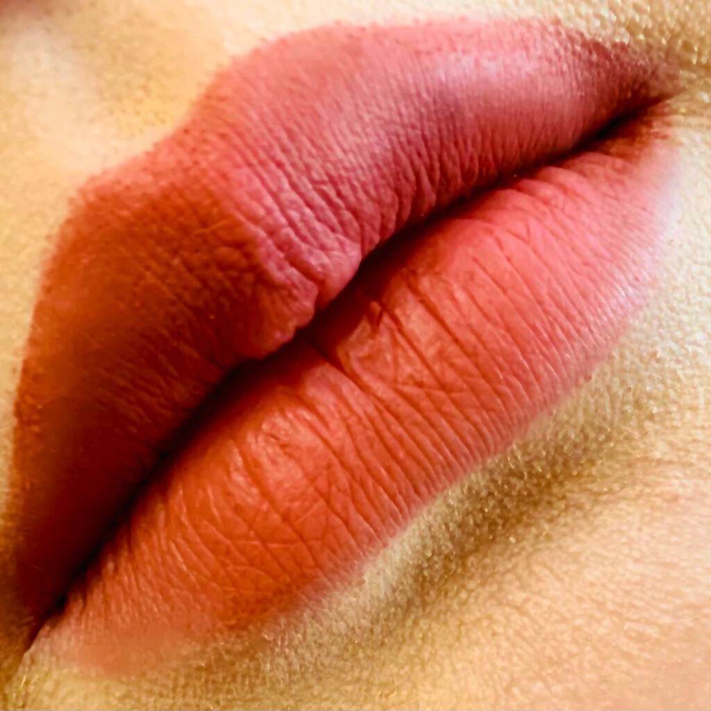 センシュアルパウダーマットリキッド/HERA/口紅を使ったクチコミ(3枚目)