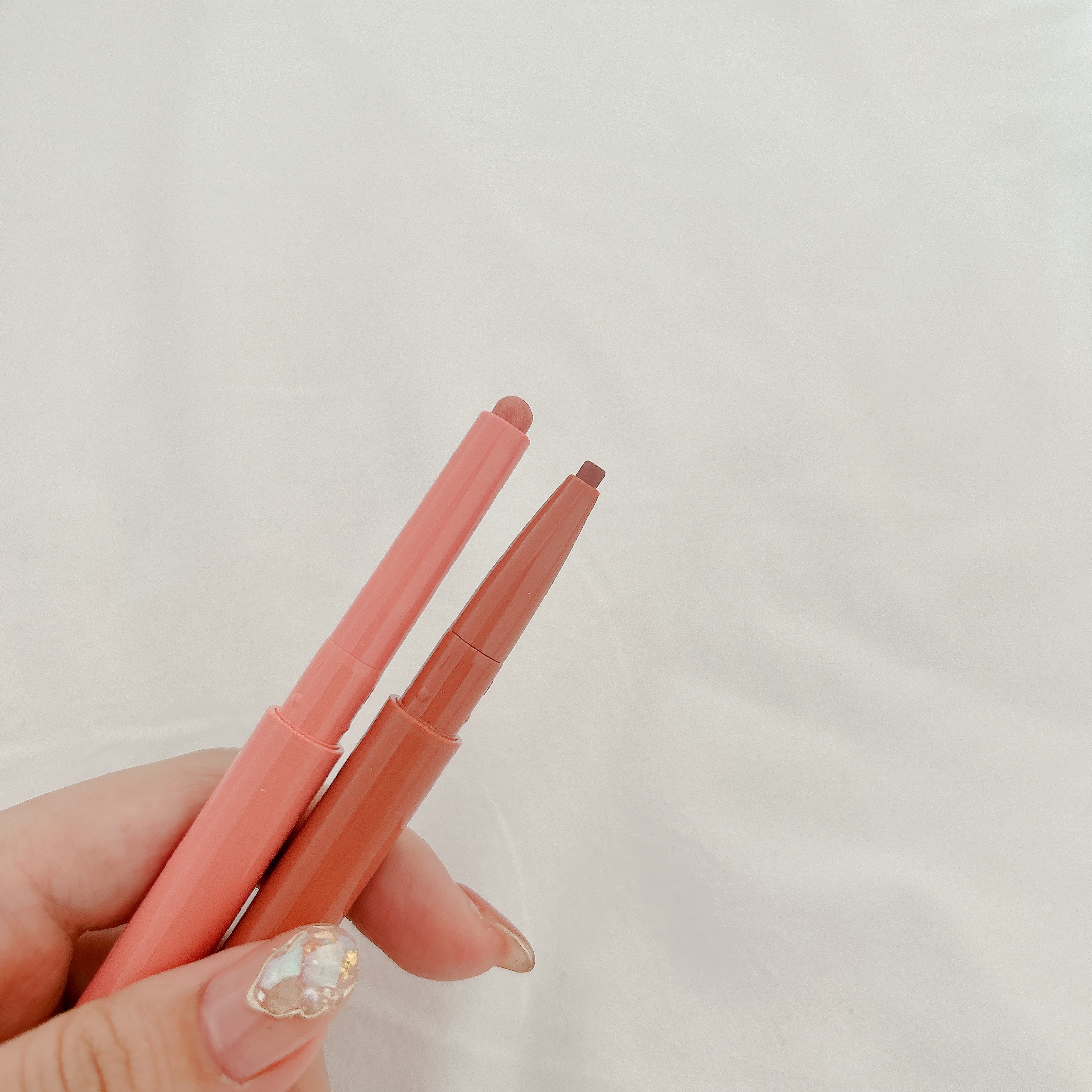 ぷっくりアイカラーペンシル/ミゼルエディ/スティックアイシャドウを使ったクチコミ（3枚目）