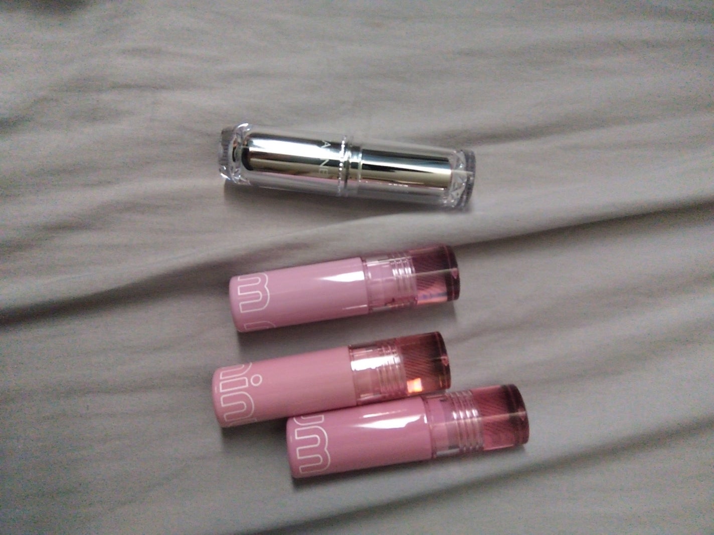 ラスティンググロスリップ/CEZANNE/口紅を使ったクチコミ(1枚目)