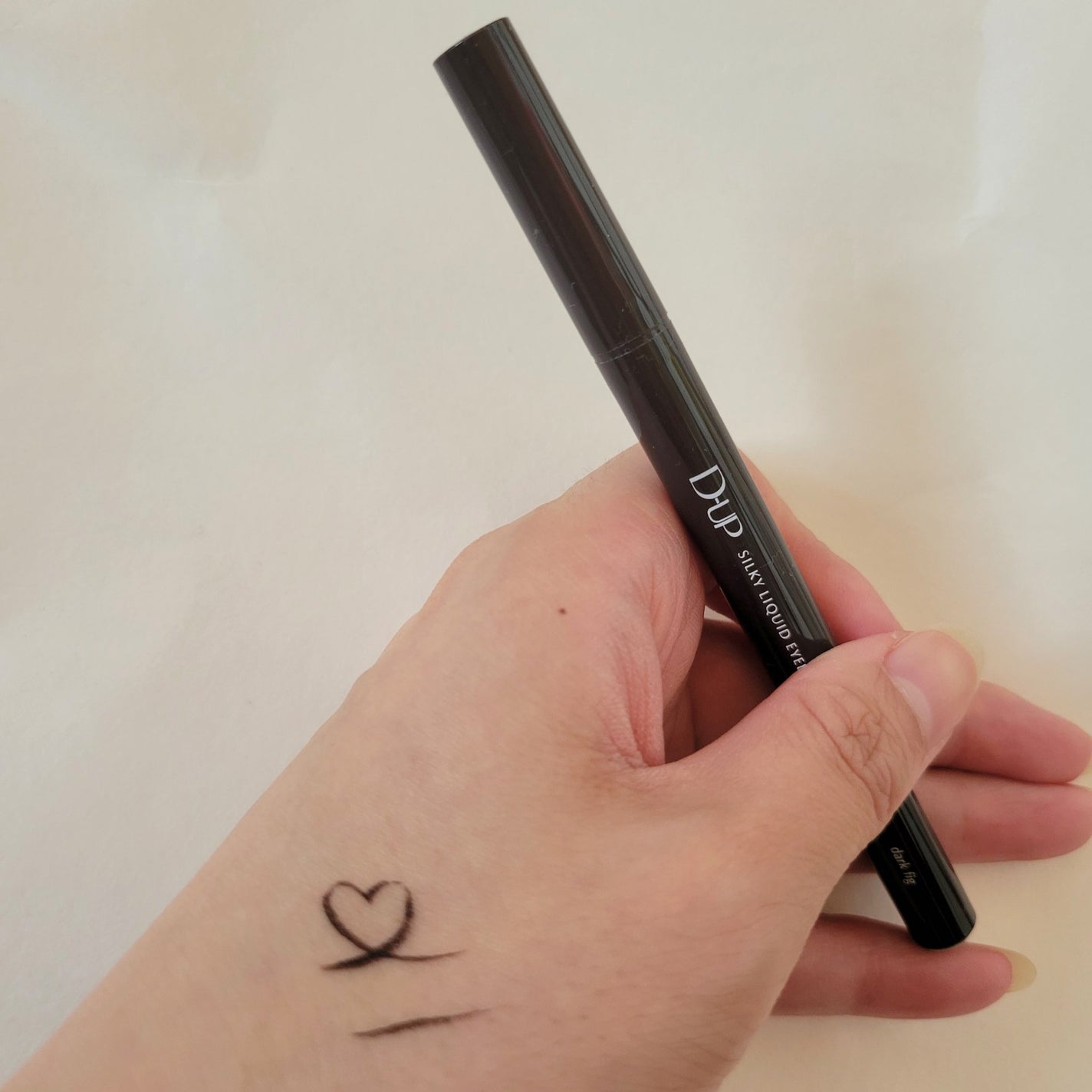シルキーリキッドアイライナーWP/D-UP/リキッドアイライナーを使ったクチコミ(7枚目)
