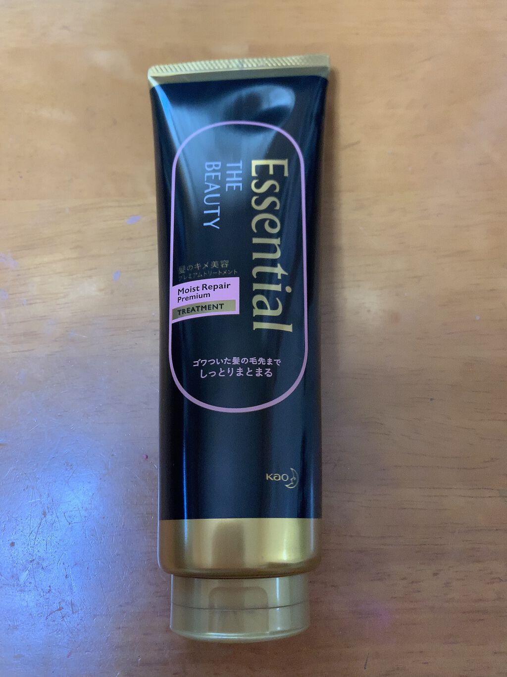 THE BEAUTY 髪のキメ美容プレミアムトリートメント<モイストリペアプレミアム>/エッセンシャル/洗い流すヘアトリートメントを使ったクチコミ(3枚目)