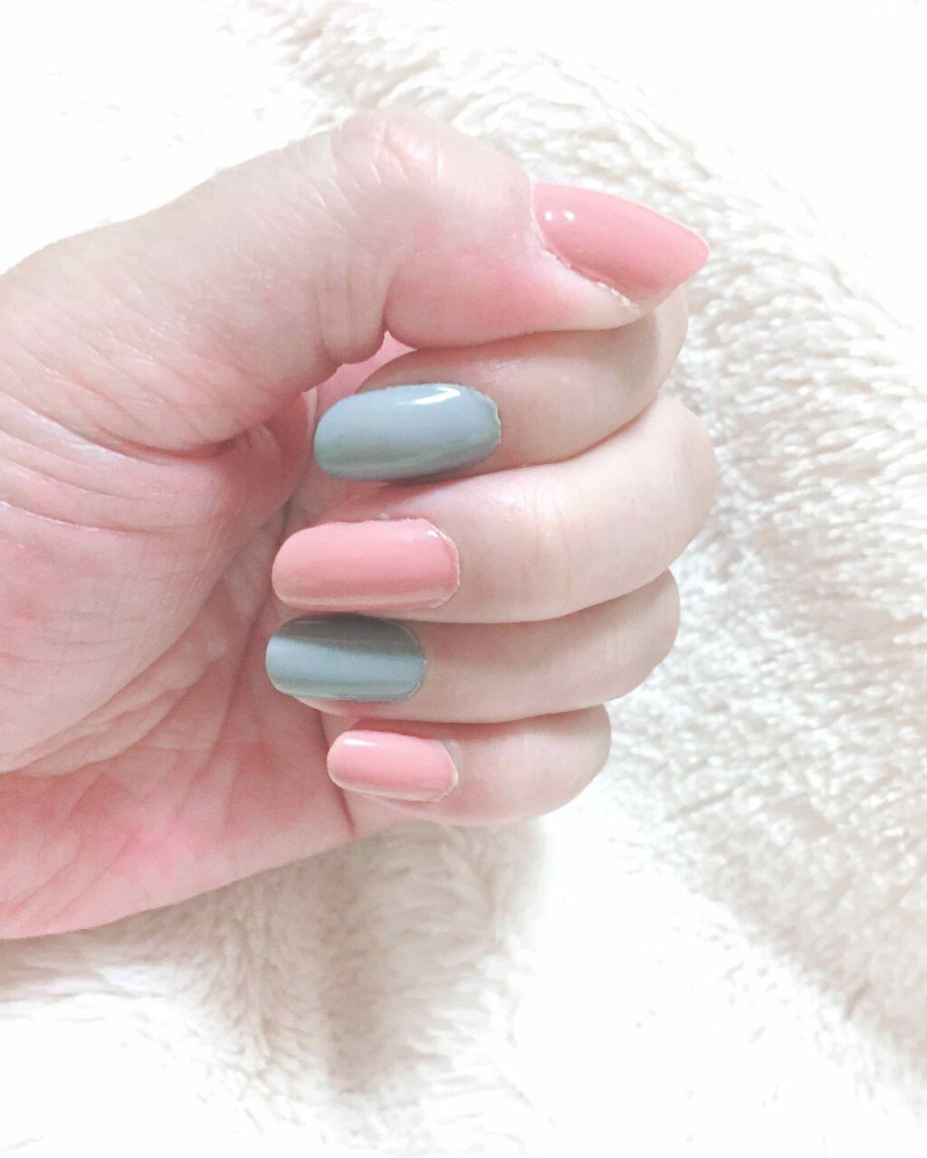 カラフルネイルズ/キャンメイク/マニキュアを使ったクチコミ(2枚目)