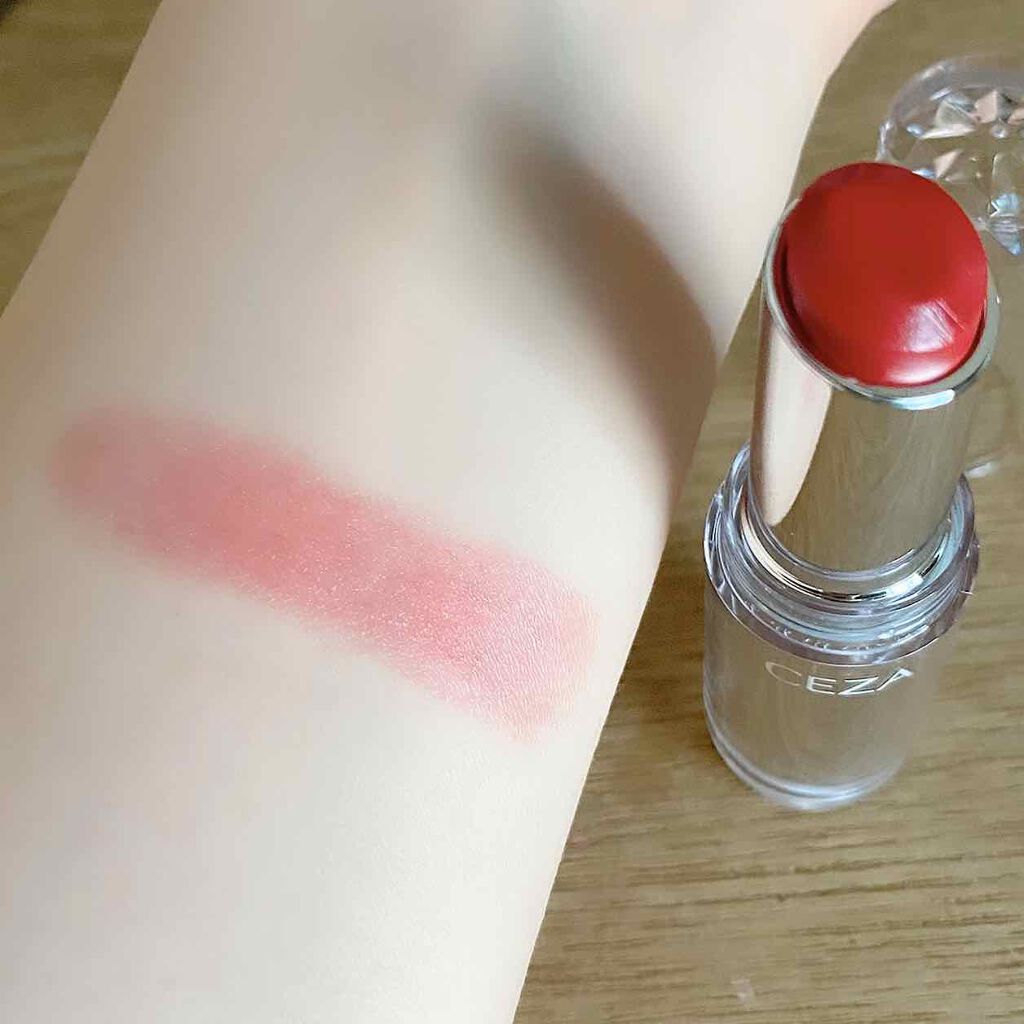 ラスティンググロスリップ/CEZANNE/口紅を使ったクチコミ（2枚目）