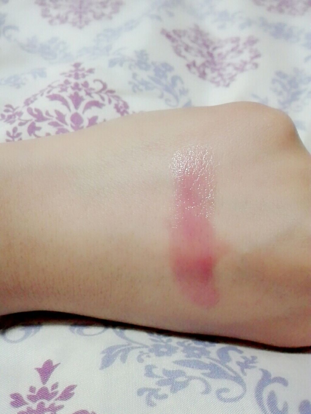 ラスティンググロスリップ/CEZANNE/口紅を使ったクチコミ(3枚目)