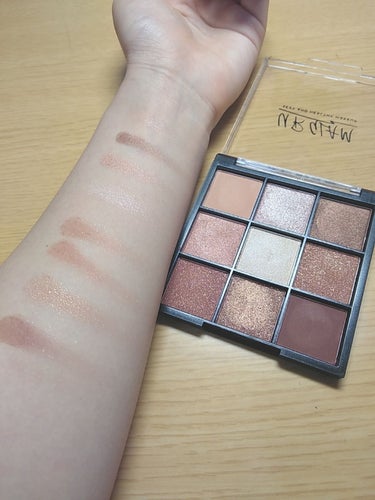 UR GLAM　BLOOMING EYE COLOR PALETTE/U R GLAM/アイシャドウパレットを使ったクチコミ（3枚目）