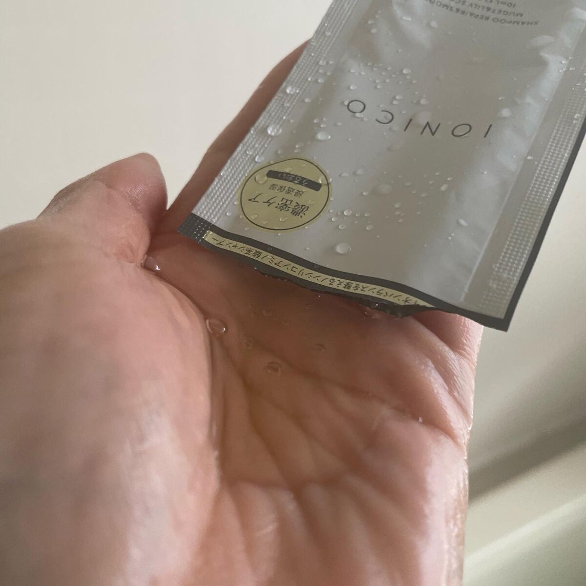 プレミアムイオンシルキースリークシャンプー(リペア＆スムース) /IONICO/シャンプー・コンディショナーを使ったクチコミ（3枚目）