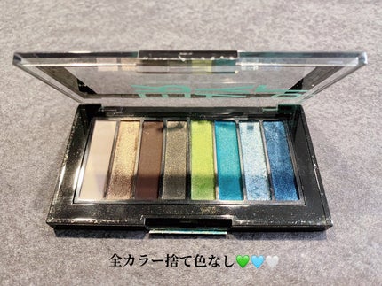 カラーステイ ルックス ブック パレット/REVLON/アイシャドウパレットを使ったクチコミ(1枚目)