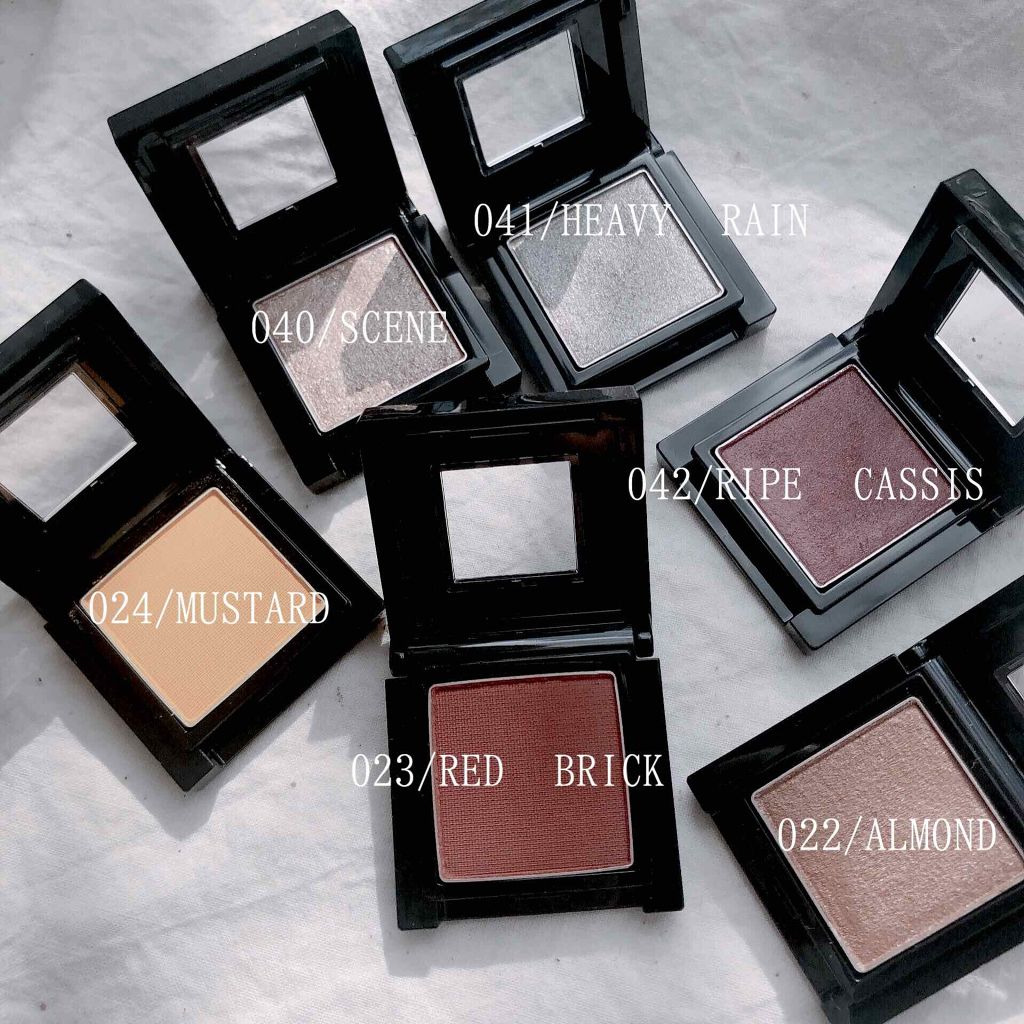 ヴィセ アヴァン シングルアイカラー/Visée/単色アイシャドウを使ったクチコミ（2枚目）