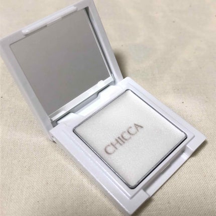 フローレスグロウ リッドテクスチャー アイシャドウ/CHICCA/アイシャドウパレットを使ったクチコミ(3枚目)