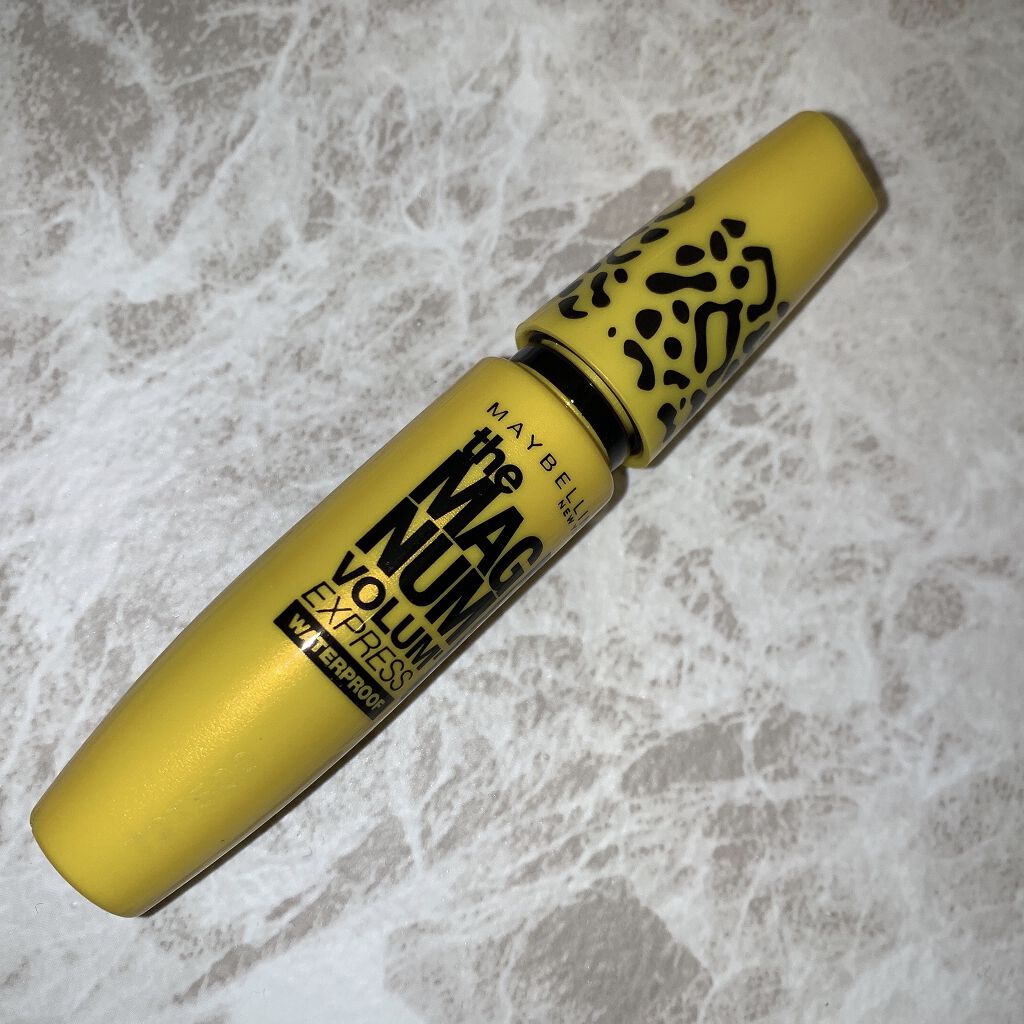 ボリューム エクスプレス マグナム キャット アイズ ウォータープルーフ マスカラ/MAYBELLINE NEW YORK/マスカラを使ったクチコミ（1枚目）