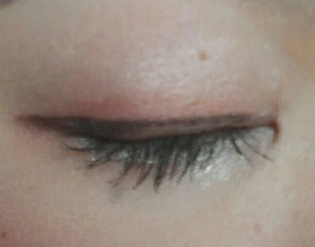 ラッシュセンセーショナル プライマー/MAYBELLINE NEW YORK/マスカラ下地を使ったクチコミ（3枚目）