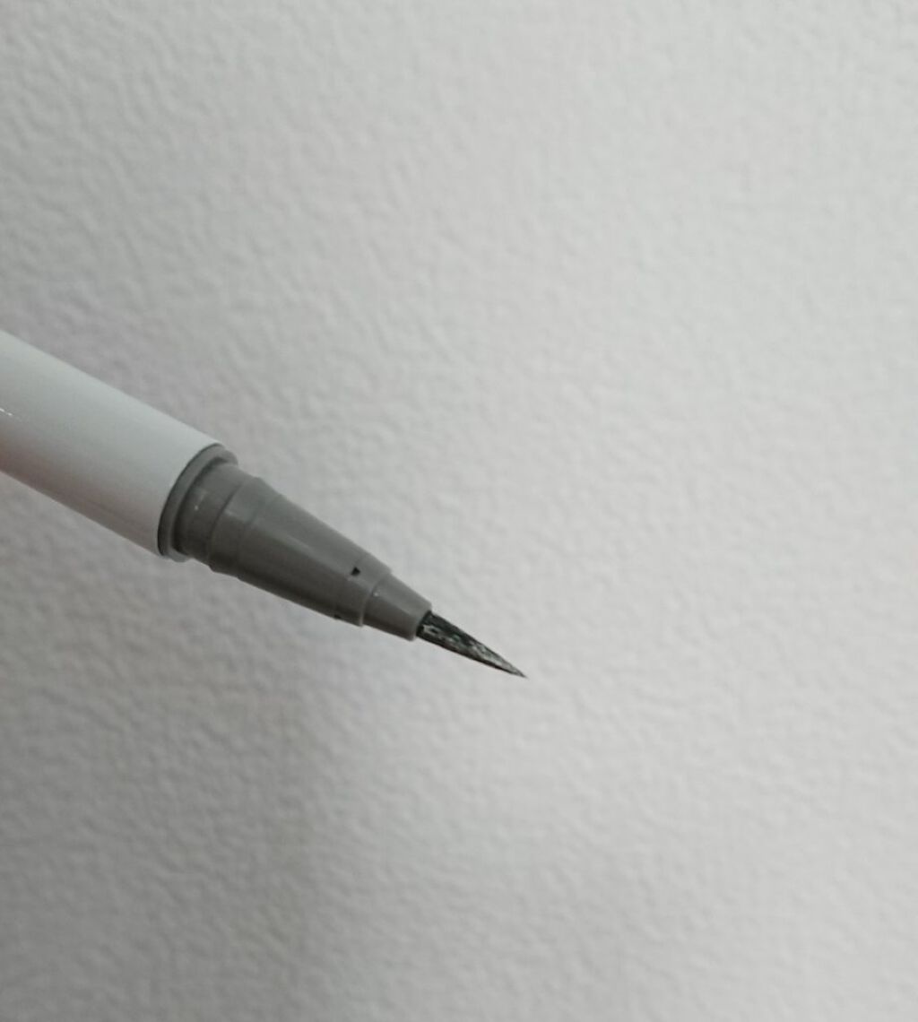 アイデザインライナー/COCOROIKI/リキッドアイライナーを使ったクチコミ(4枚目)