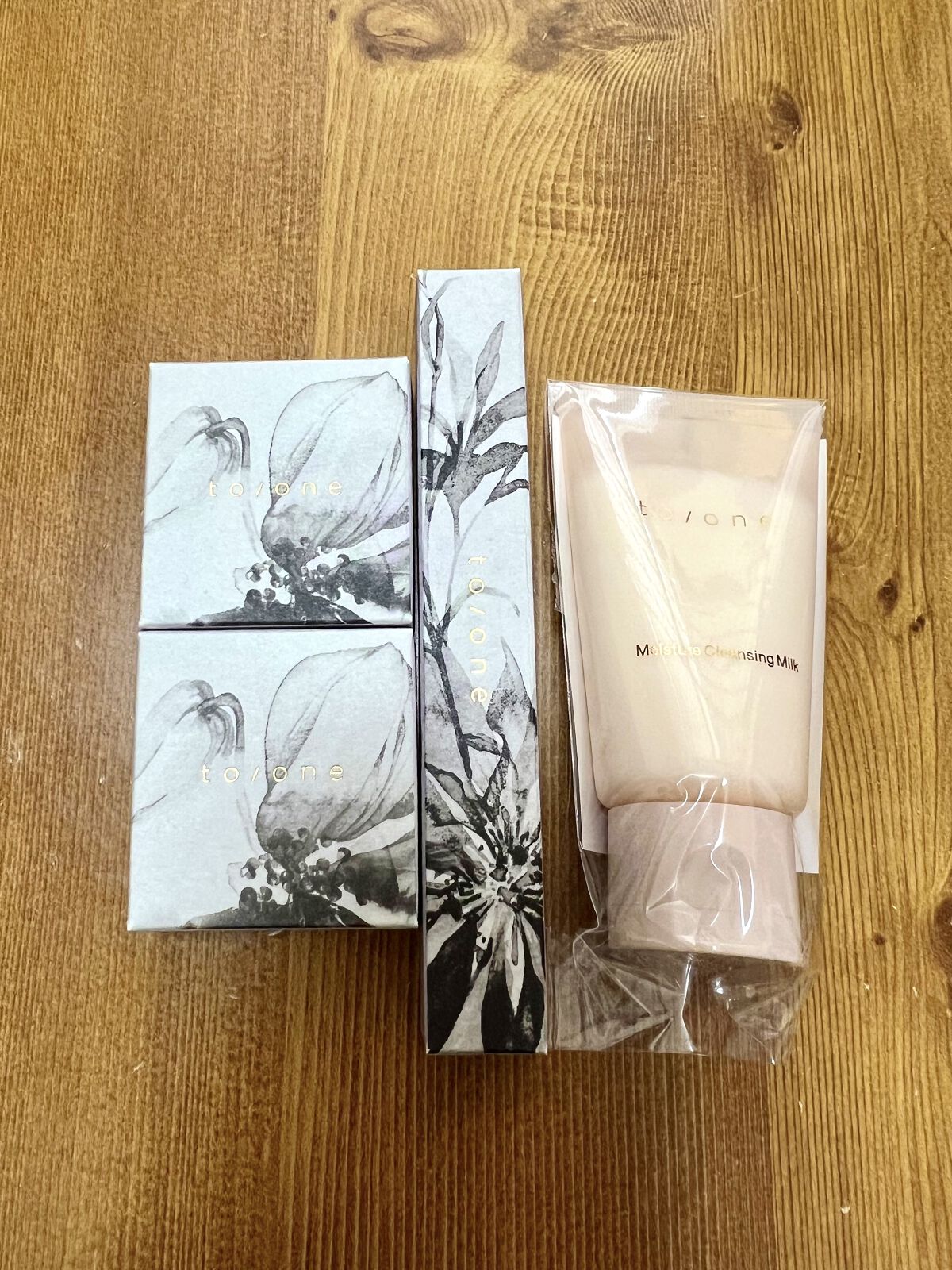 ペタル フロート アイシャドウ/to/one/アイシャドウパレットを使ったクチコミ（1枚目）