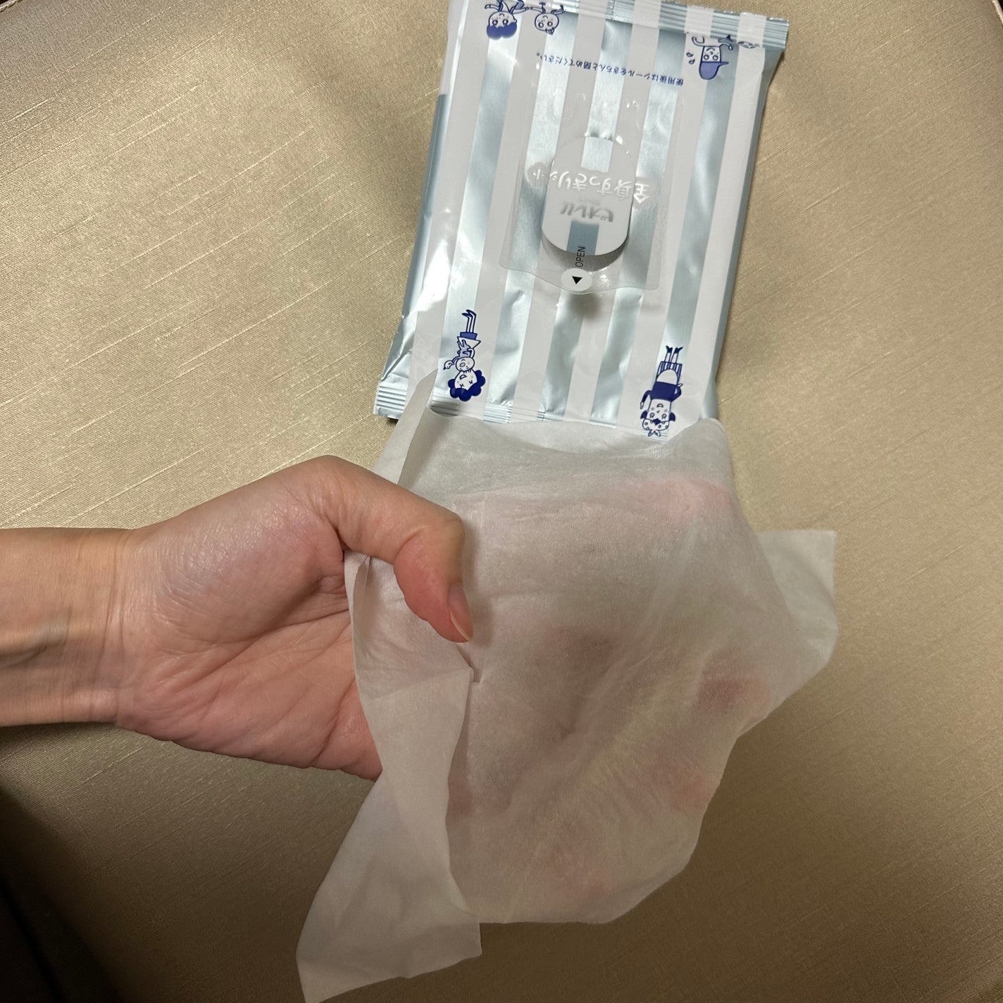 全身すっきりシート/ビオレu/ボディシートを使ったクチコミ(4枚目)