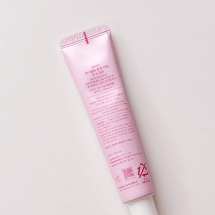 ウォーターメロン パンチ カミング サンスクリーン / スイカサンクリーム / SPF 50+ PA++++  /ビューランチ/日焼け止めクリームを使ったクチコミ(2枚目)