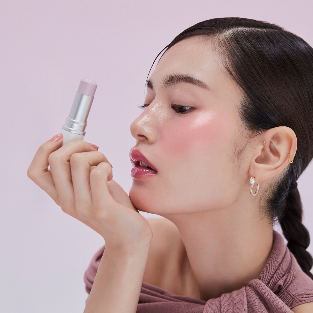 トゥルーディメンションラディアンスバーム/hince/スティックハイライトを使ったクチコミ(2枚目)